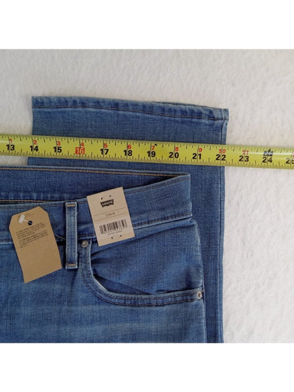 Levi's 724 High-Rise Slim Straight Jeans Women's Plus Size 20W Distressed Medium - Picture 7 of 16